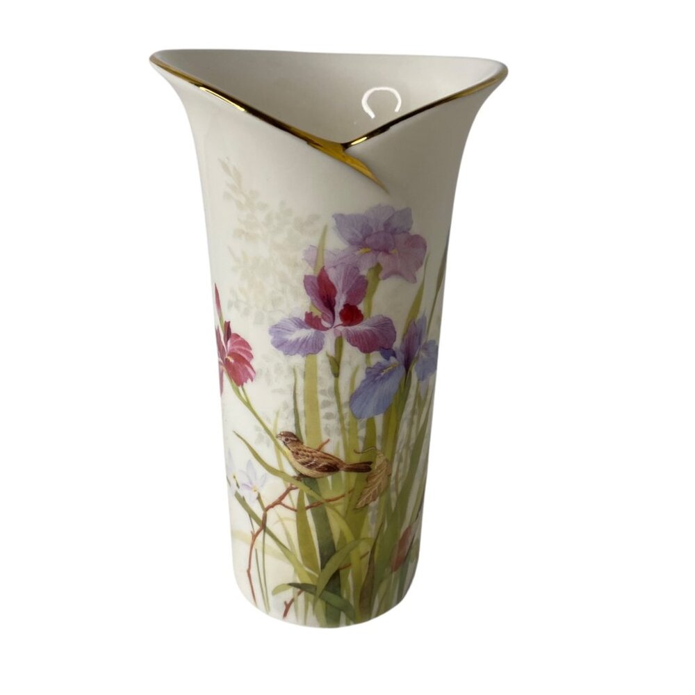 Yamaji Japan Porcelain Purple Iris Flower Vase w/ Bird Gilded Garden Vintage 7"